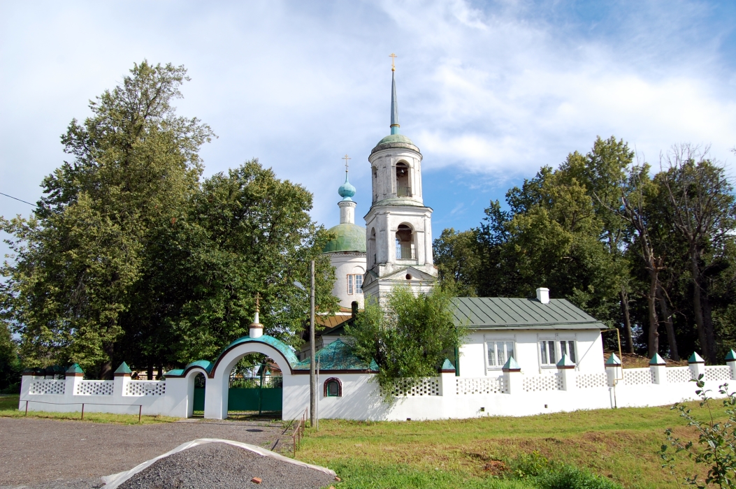 Церковь Дмитрия Солунского на Рябушках